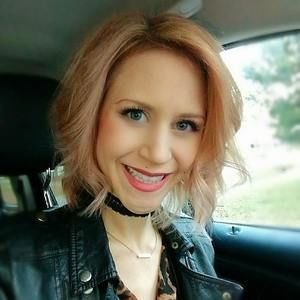 Meet your Posher, Rebecca